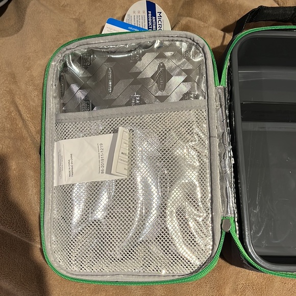 Brand new unisex lunch box Columbia - Picture 4 of 8